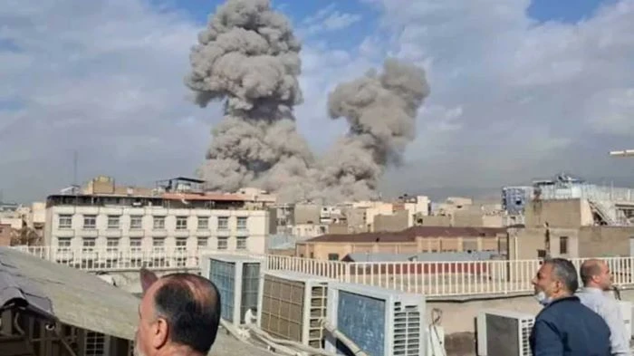 ষষ্ঠ দফায় মধ্যপ্রাচ্যে ২৭ মার্কিন ঘাঁটিতে বড় ধরনের হামলা শুরু করেছে ইরান